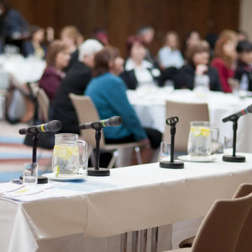 5 takeaways from the 2025 Defence Export Conference, for trade leaders